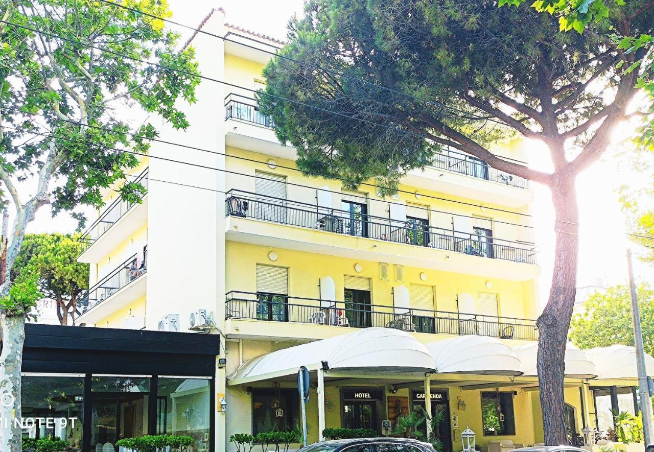 Hotel Garisenda -B&B&Brunch in centro a Riccione- Exterior foto