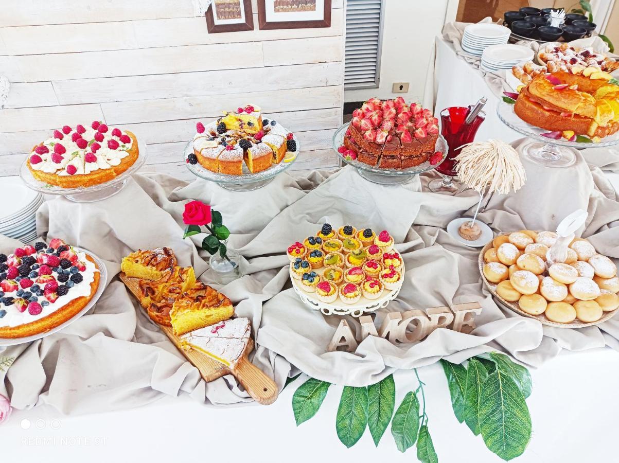 Hotel Garisenda -B&B&Brunch in centro a Riccione- Exterior foto